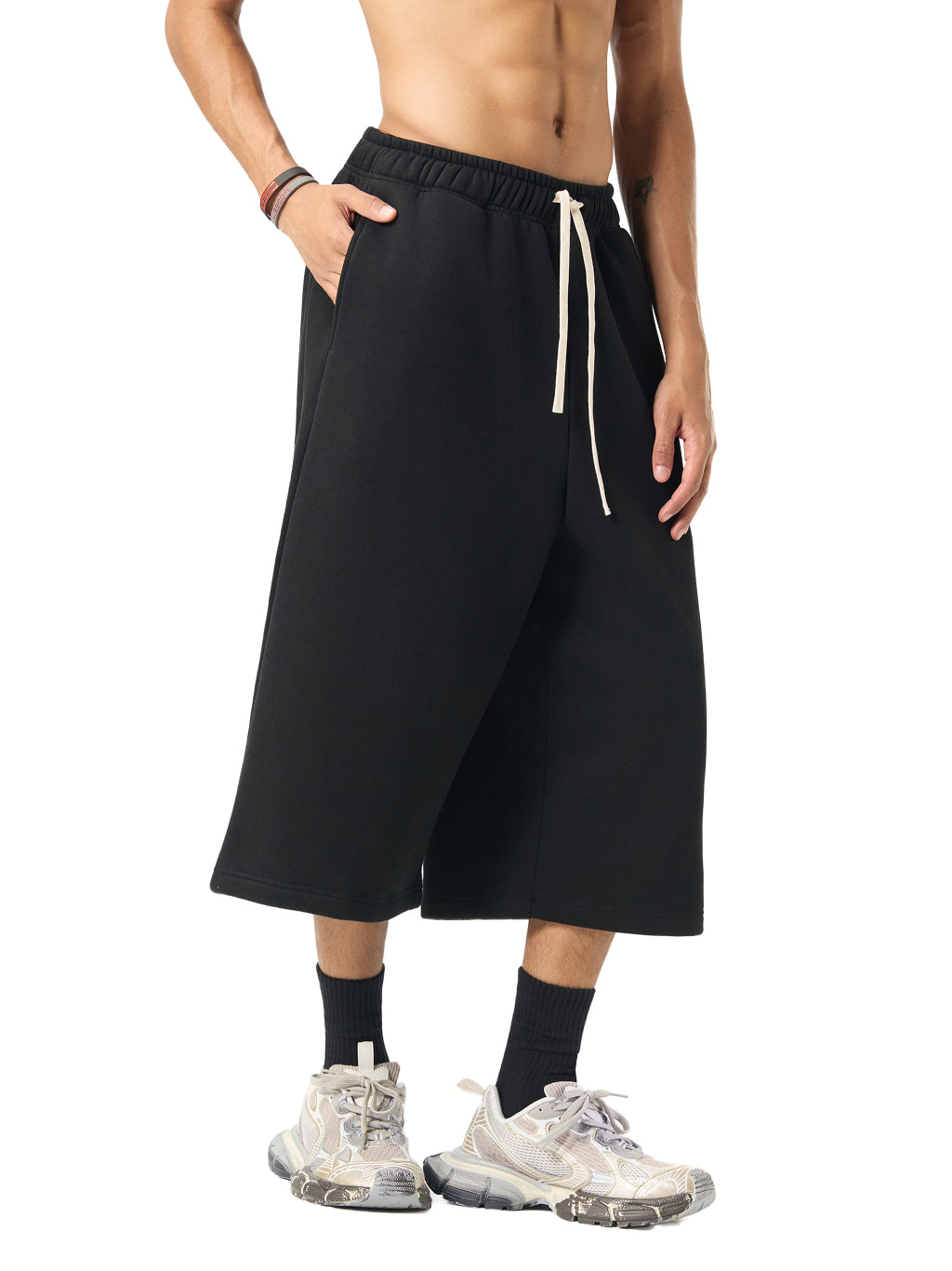 Relaxed Drawstring 3/4 $weatpants